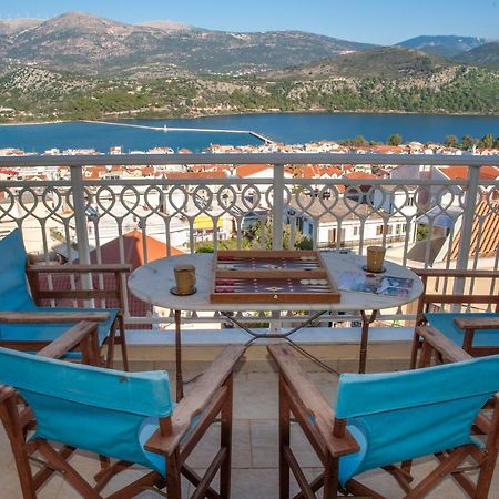 Litos Apartment Аргостолион Екстериор снимка