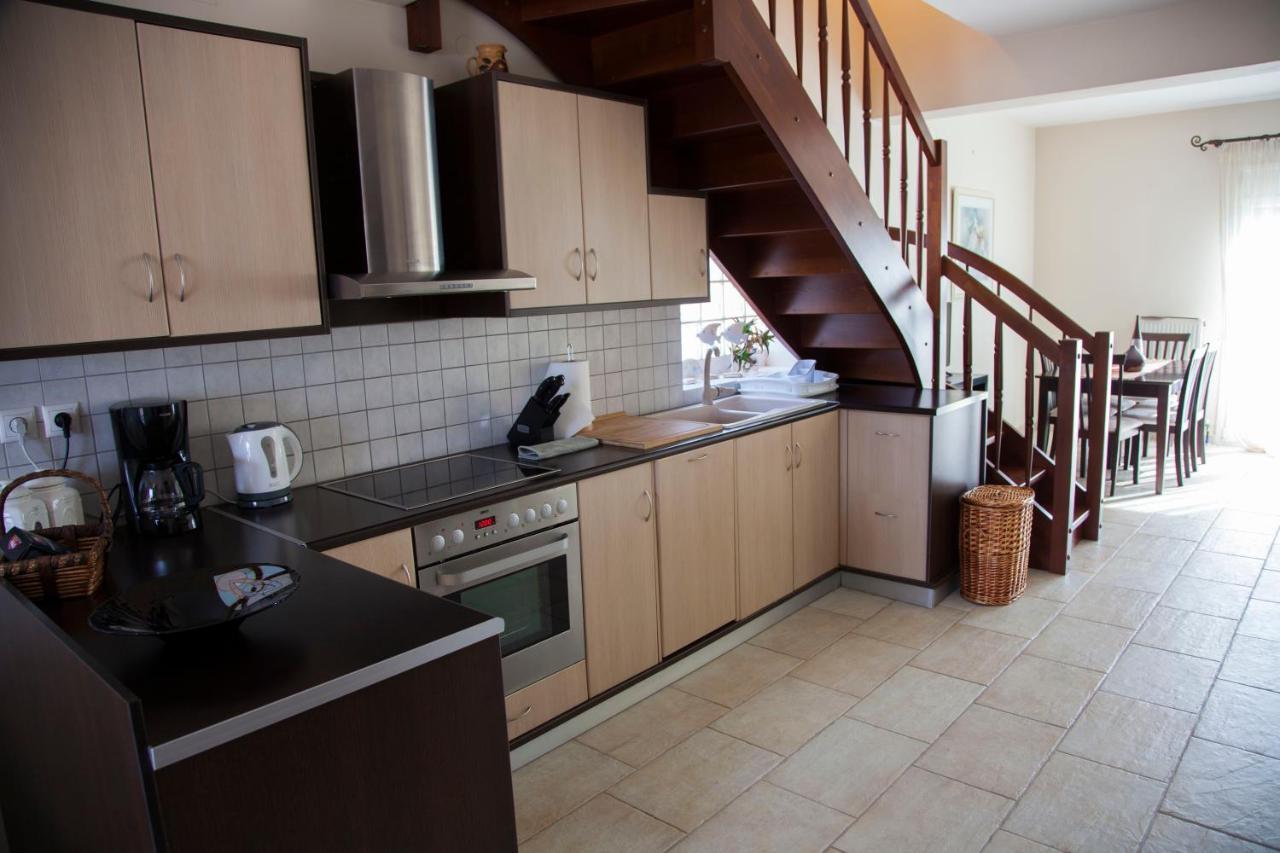Litos Apartment Аргостолион Екстериор снимка